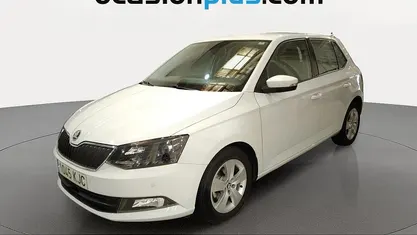 Usado Skoda Fabia 95 CV (69 kW) 2018 Blanco Utilitario