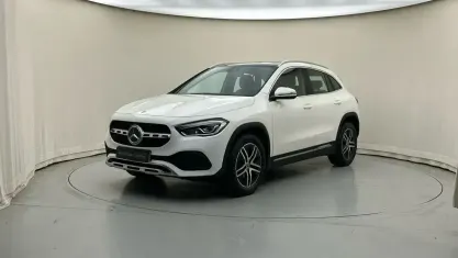 Usado Mercedes GLA250 Progressive 224 CV (164 kW) 2021 Blanco SUV