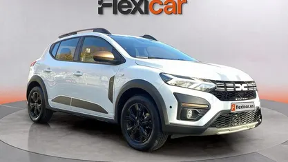 Usado Dacia Sandero Extreme 101 CV (74 kW) 2025 Blanco Berlina