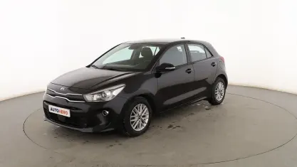 Usado Kia Rio Active 85 CV (62 kW) 2018 Negro Berlina