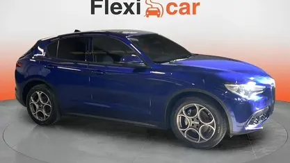 Usado Alfa Romeo Stelvio Sprint 160 CV (117 kW) 2022 Azul SUV