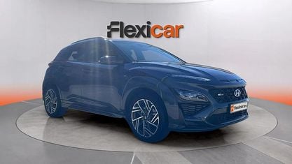 Usado Hyundai Kona N Line 120 CV (88 kW) 2023 Gris SUV
