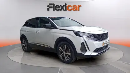 Usado Peugeot 3008 Allure 131 CV (96 kW) 2022 Monovolumen