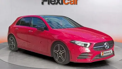 Usado Mercedes A180 116 CV (85 kW) 2019 Rojo Berlina