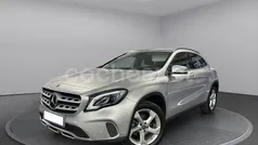 Gris / plata Usado 2019 Mercedes GLA180 SUV | 21.500 € (Precio justo)