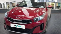 Rojo Usado 2024 Kia XCeed SUV | 20.500 € (Precio justo)