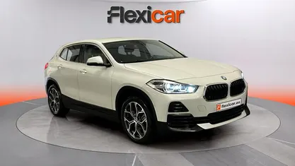 Begagnad BMW X2 136 HK (100 kW) 2023 Vit SUV