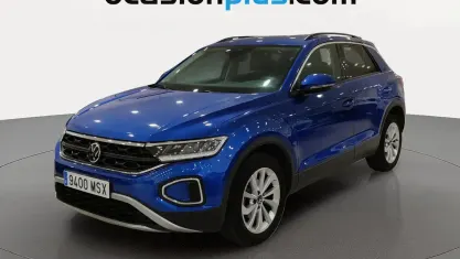 Usado VW T-Roc Life 110 CV (80 kW) 2024 Azul SUV