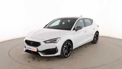 Usado Cupra Leon 150 CV (110 kW) 2024 Blanco Berlina