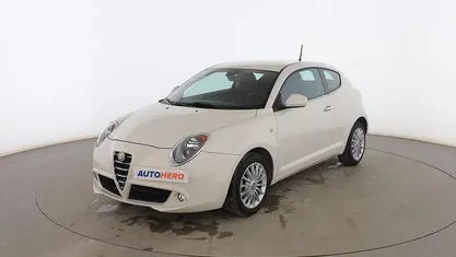 Usado Alfa Romeo MiTo Distinctive 77 CV (56 kW) 2016 Blanco Utilitario