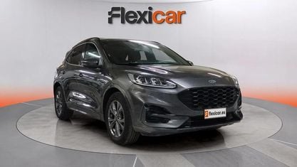 Usado Ford Kuga ST-Line 120 CV (88 kW) 2024 Gris SUV