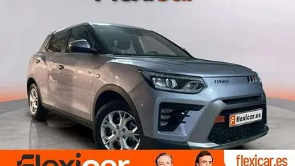 Usado Ssangyong (KGM) Tivoli 150 CV (110 kW) 2024 Gris SUV