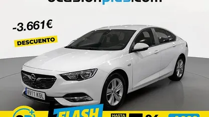 Blanco Usado 2017 Opel Insignia Selective Berlina | 13.139 € (Precio justo)