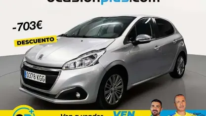 Usado Peugeot 208 Style 100 CV (73 kW) 2017 Gris Utilitario