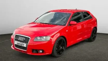 Usado Audi A3 Ambition 140 CV (102 kW) 2006 Rojo Utilitario