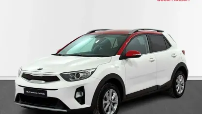 Usado Kia Stonic 84 CV (61 kW) 2021 SUV