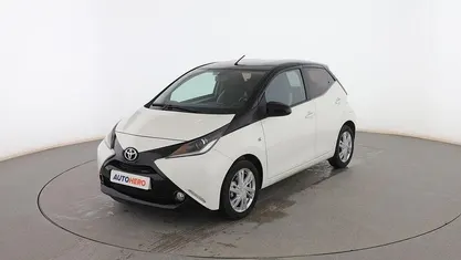 Usado 2018 Toyota Aygo X-play Utilitario | 10.299 € (Precio justo)