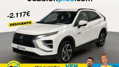 Usado Mitsubishi Eclipse Cross Motion 188 CV (138 kW) 2022 Blanco SUV