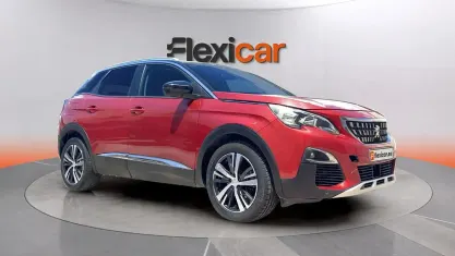 Usado Peugeot 3008 Active 131 CV (96 kW) 2019 Rojo SUV