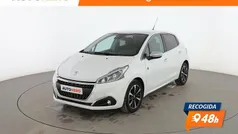 Blanco Usado 2018 Peugeot 208 S Utilitario | 9699 € (Buen precio)