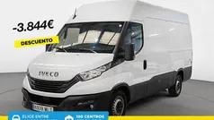 Blanco Usado 2023 Iveco Daily Berlina | 27.990 € (Precio justo)