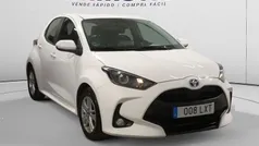 Usado 2022 Toyota Yaris Hybrid Business Edition Berlina | 18.850 € (Precio justo)