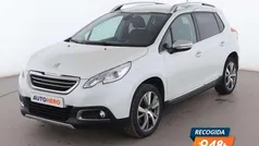 Blanco Usado 2015 Peugeot 2008 Allure SUV | 8899 € (Buen precio)