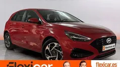 Rojo Usado 2024 Hyundai i30 Berlina | 19.970 € (Precio justo)