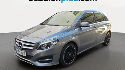 Usado Mercedes B200 Urban 136 CV (100 kW) 2017 Monovolumen