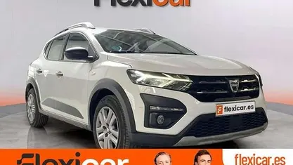Usado Dacia Sandero Comfort 101 CV (74 kW) 2021 Utilitario