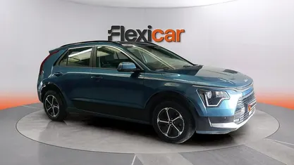 Käytetty Kia Niro 141 HP (103 kW) 2022 Sininen Katumaasturi