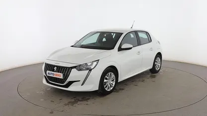 Usado Peugeot 208 Active 75 CV (55 kW) 2021 Blanco Utilitario