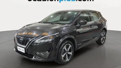 Käytetty Nissan Qashqai N-Connecta 190 HP (139 kW) 2024 Musta Katumaasturi