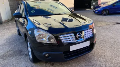 Usado Nissan Qashqai Acenta 150 CV (110 kW) 2008 Negro SUV