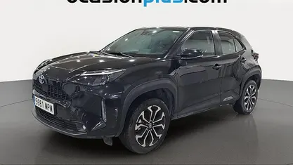 Usado 2024 Toyota Yaris Cross Active SUV | 22.082 € (Precio justo)