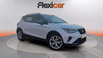 Usado Seat Arona FR 150 CV (110 kW) 2023 SUV