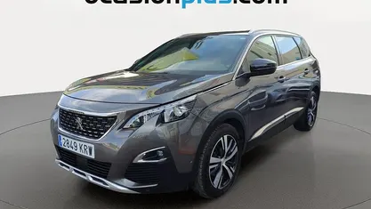 Usado Peugeot 5008 GT-line 131 CV (96 kW) 2018 Gris plata SUV