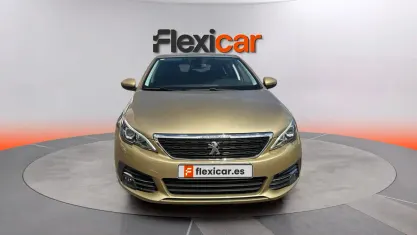 Usado Peugeot 308 Style 110 CV (80 kW) 2018 Beige Berlina