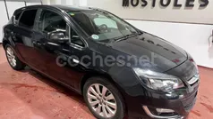 Usado 2013 Opel Astra Selective Berlina | 5995 € (Buen precio)