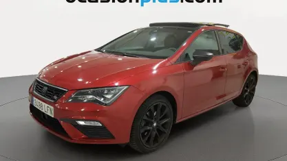 Usado Seat Leon FR 130 CV (95 kW) 2020 Rojo Utilitario