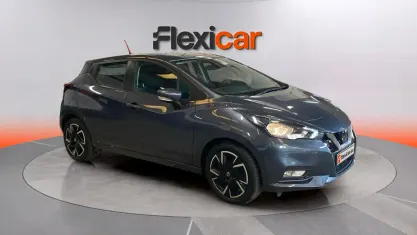 Usado Nissan Micra 92 CV (67 kW) 2022 Gris Utilitario