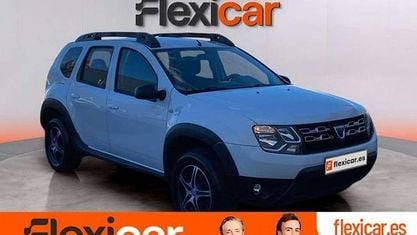 Usado Dacia Duster Lauréate 125 CV (91 kW) 2015 Blanco SUV