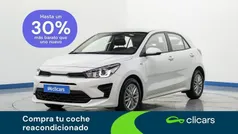 Blanco Usado 2023 Kia Rio Berlina | 14.490 € (Precio justo)