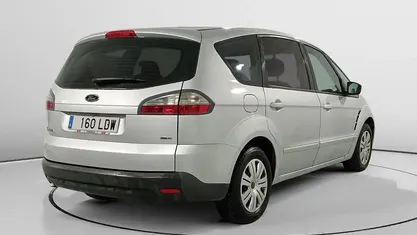 Usado Ford S-MAX Trend 140 CV (102 kW) 2009 Monovolumen