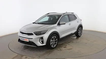 Usado 2023 Kia Stonic Style SUV | 19.299 € (Precio justo)