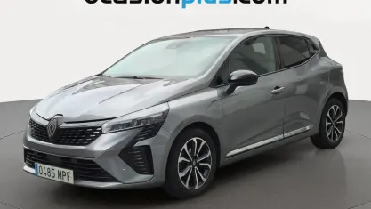Usado Renault Clio Techno 90 CV (66 kW) 2024 Gris Utilitario