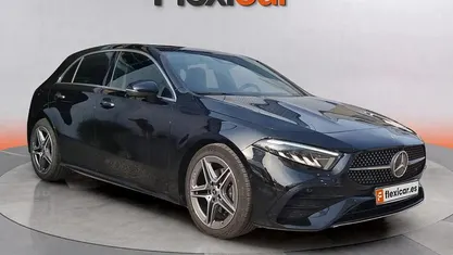 Usado Mercedes A200 150 CV (110 kW) 2023 Negro Utilitario