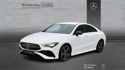 Blanco Usado 2025 Mercedes CLA220 AMG line Berlina | 42.490 € (Precio justo)