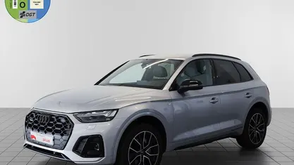 Begagnad Audi Q5 204 HK (150 kW) 2022 Grå SUV