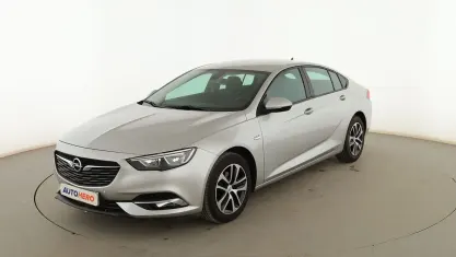 Usado Opel Insignia Edition 110 CV (80 kW) 2018 Gris Berlina